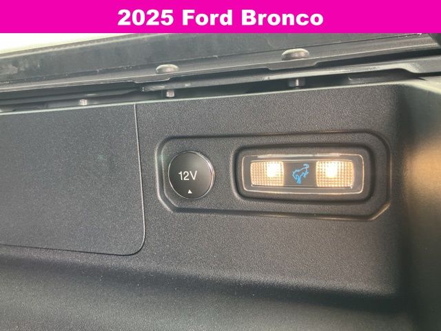 2025 Ford Bronco Big Bend photo 17