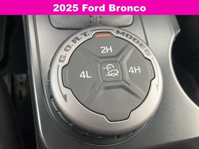 2025 Ford Bronco Big Bend photo 28