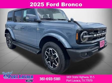 2025 Ford Bronco Outer Banks