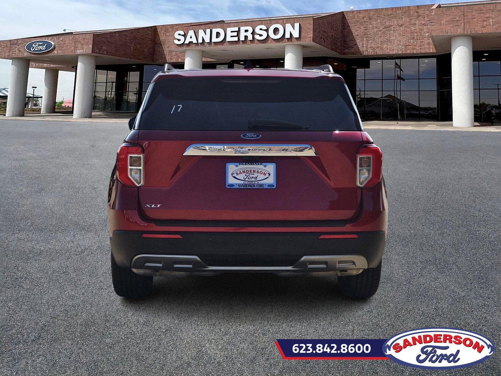 2021 Ford Explorer XLT photo 3