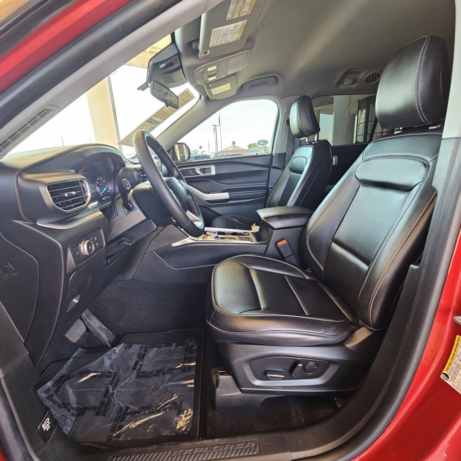 2021 Ford Explorer XLT photo 10
