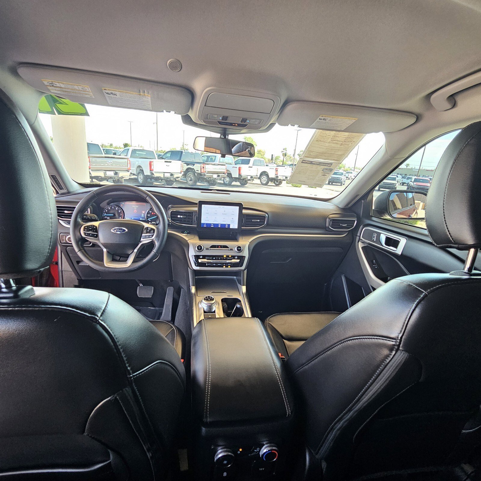 2021 Ford Explorer XLT photo 12