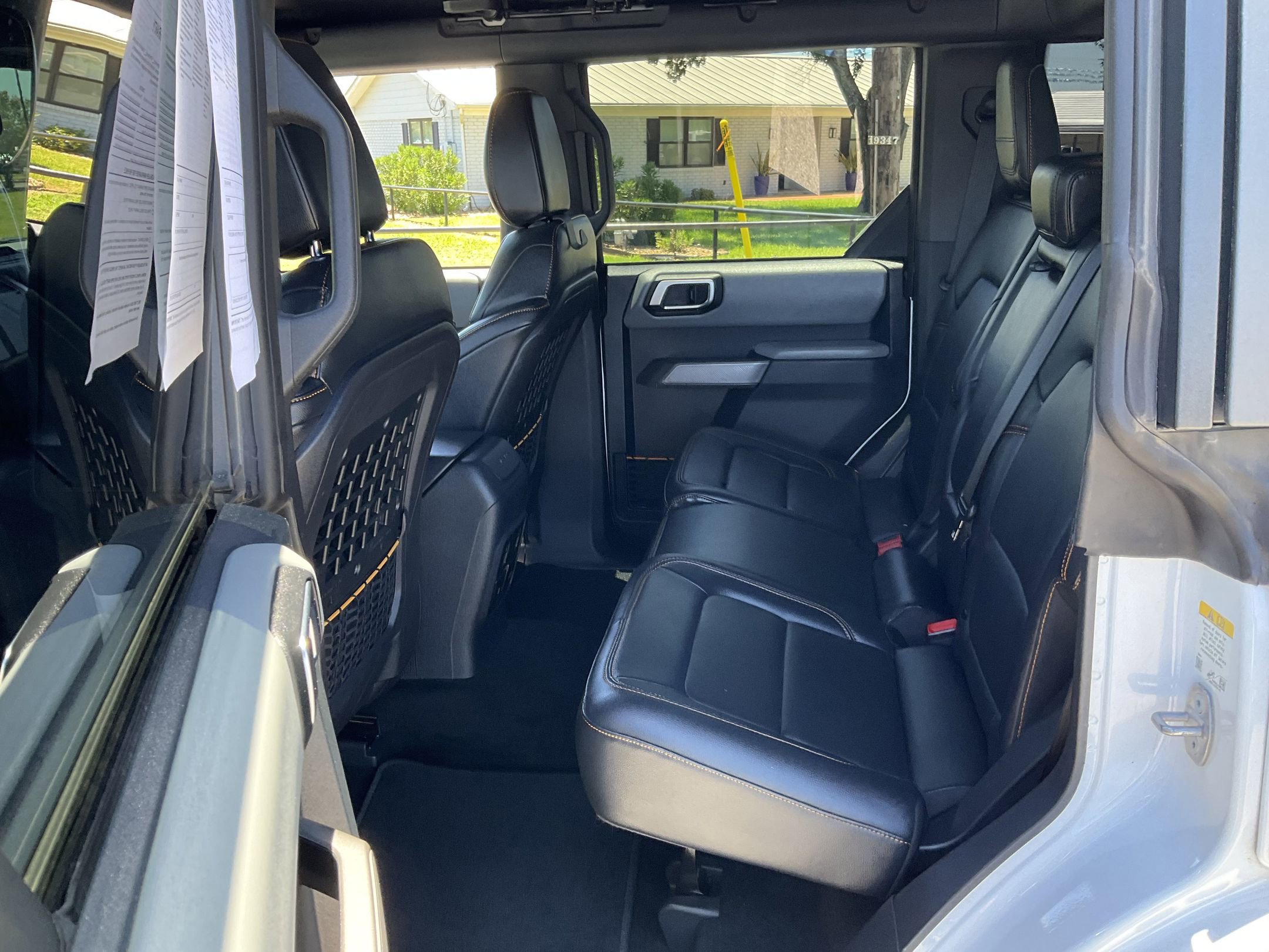 2025 Ford Bronco Badlands photo 9