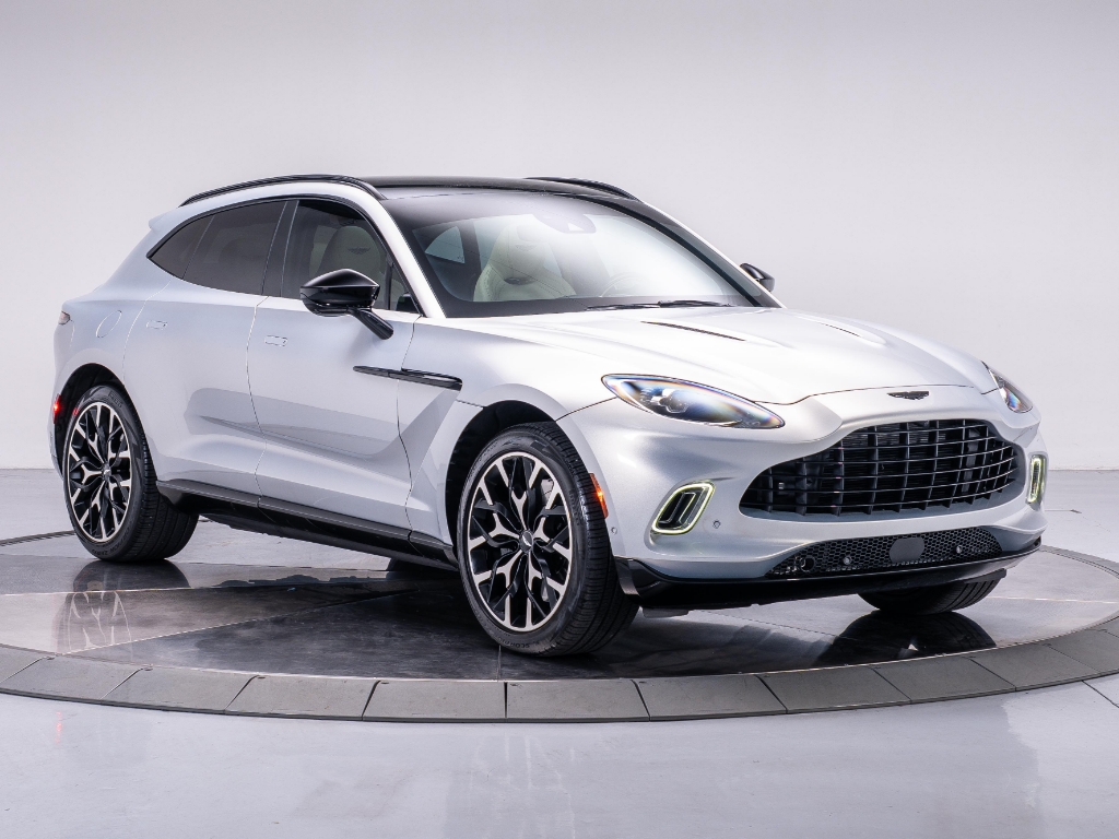 2021 Aston Martin DBX Base