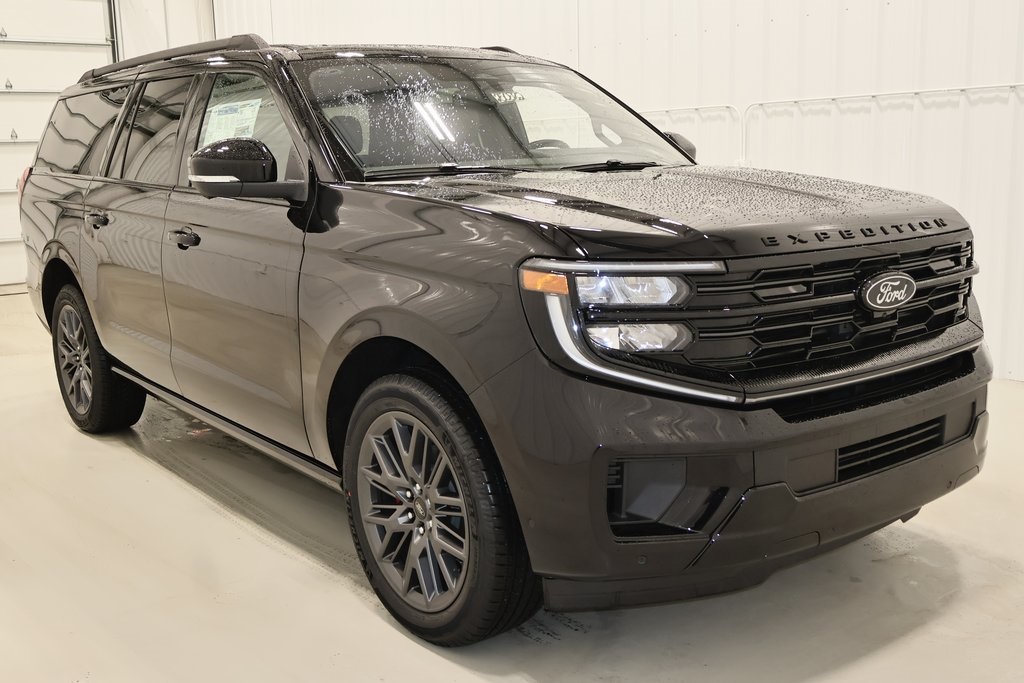 2025 Ford Expedition MAX Platinum photo 2