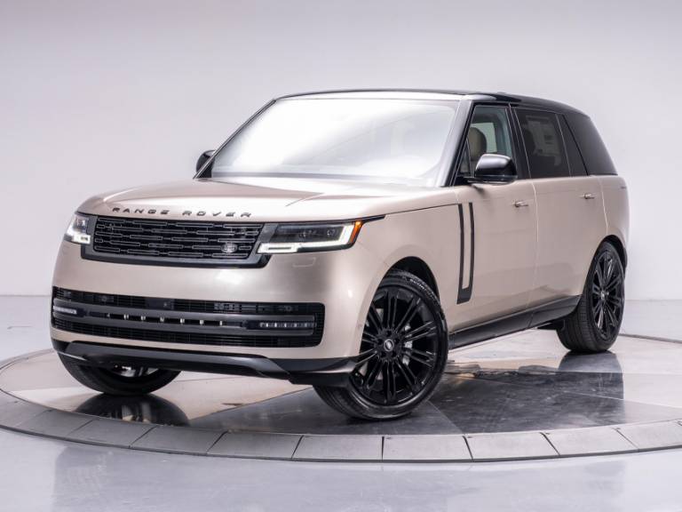 2025 Land Rover Range Rover P400 SE 7 Seat