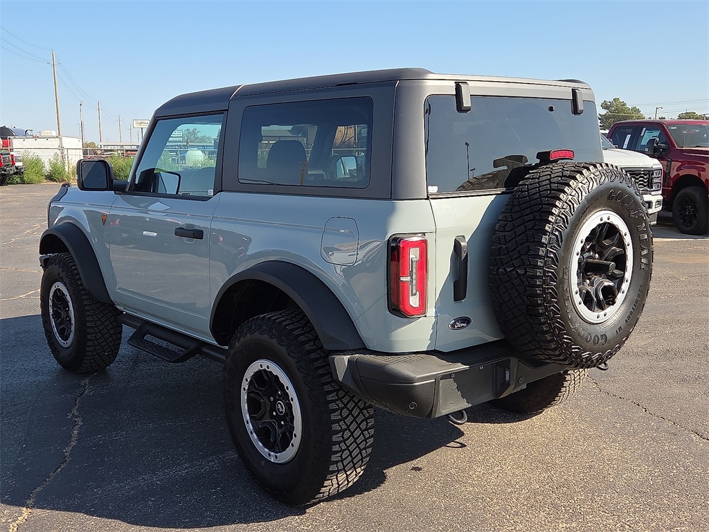 2024 Ford Bronco Badlands photo 3