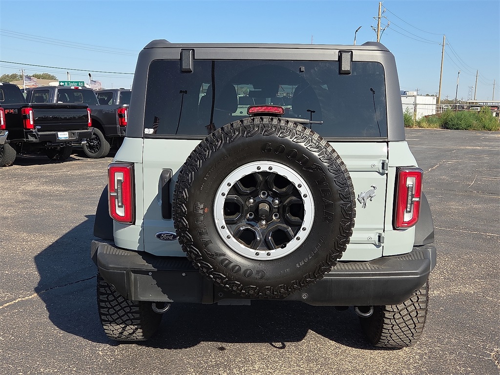 2024 Ford Bronco Badlands photo 4