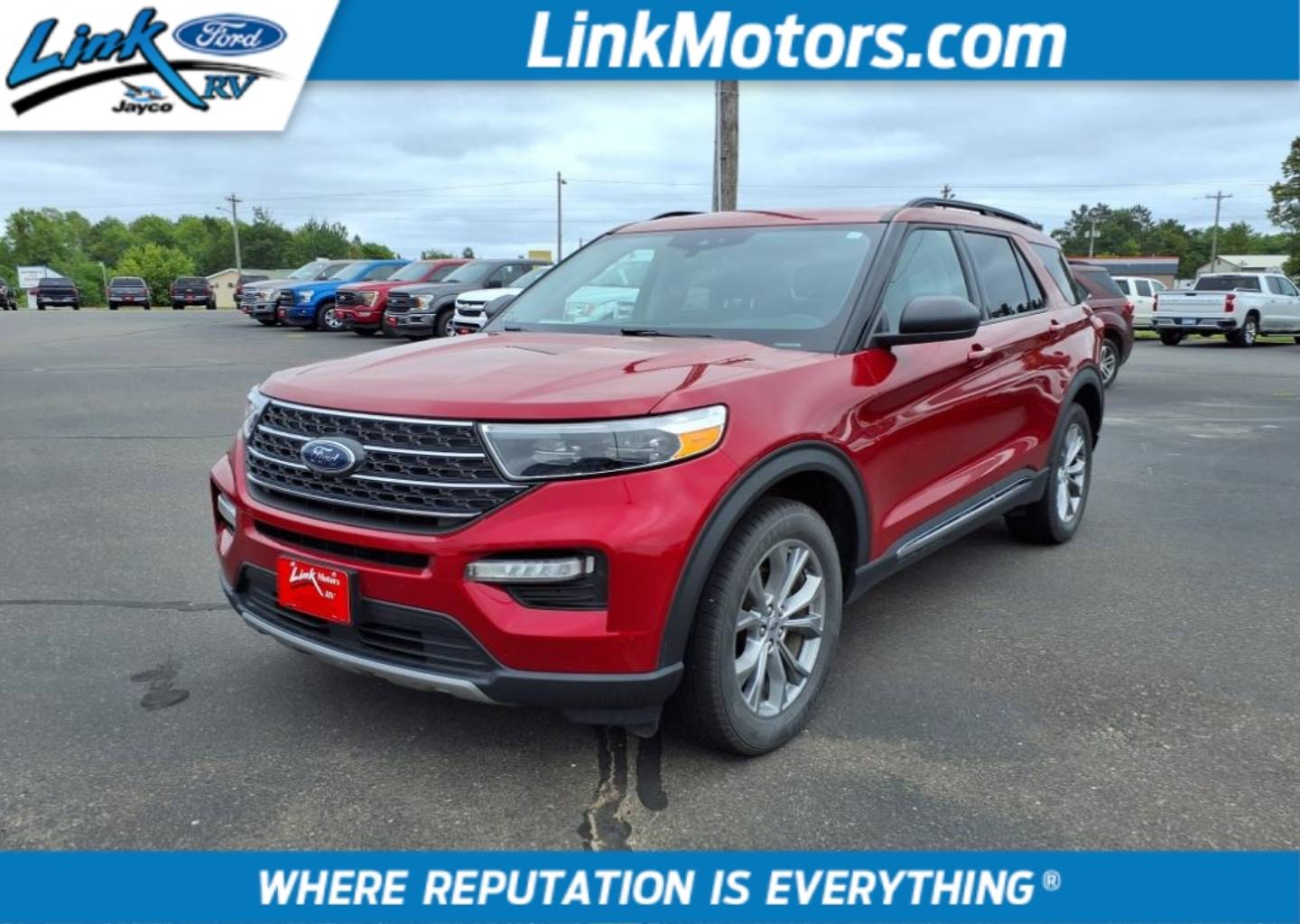 2022 Ford Explorer XLT's photo