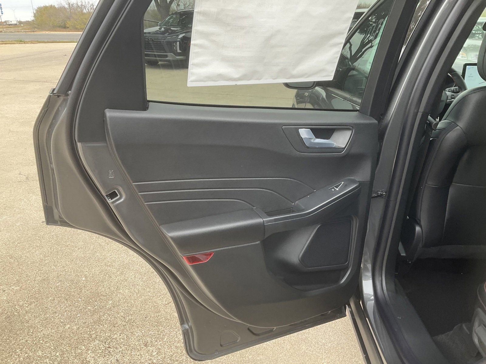 2025 Ford Escape ST-Line photo 5