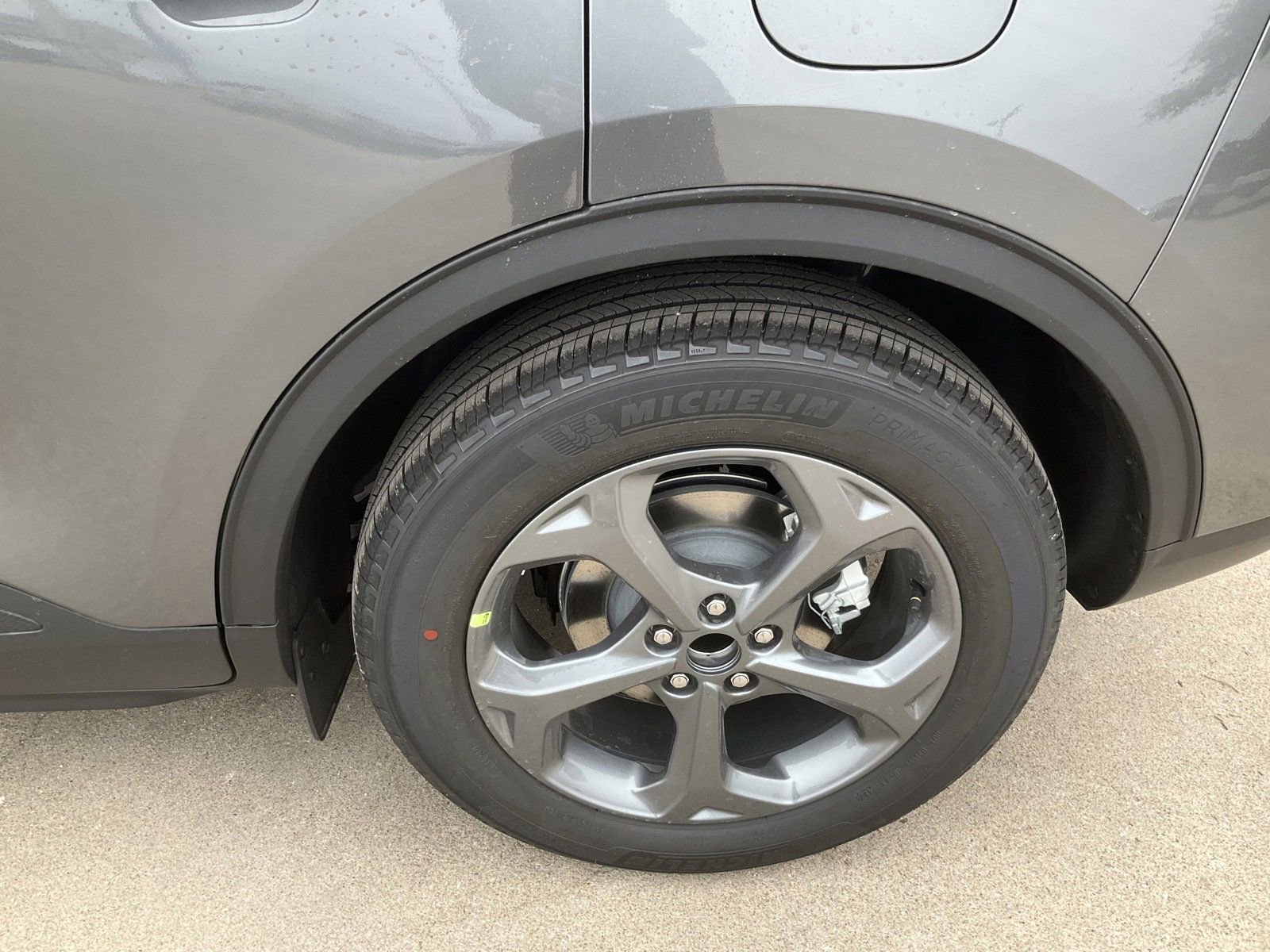 2025 Ford Escape ST-Line photo 7