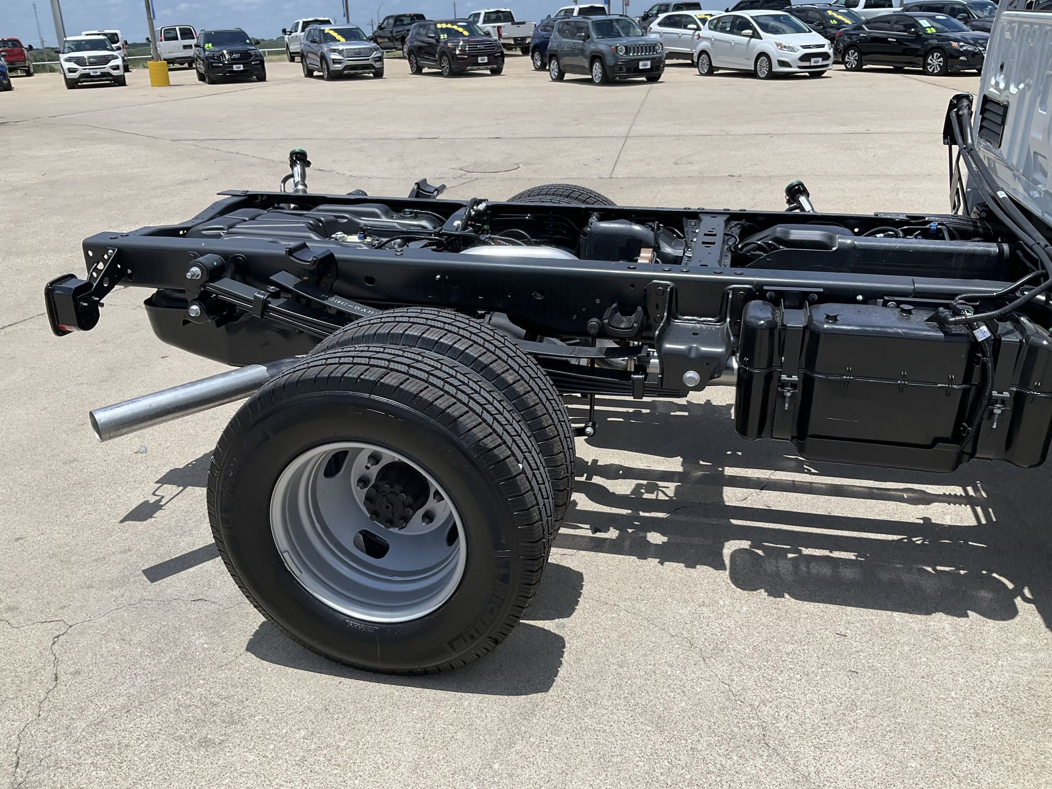 2025 Ford F-350 XL photo 13