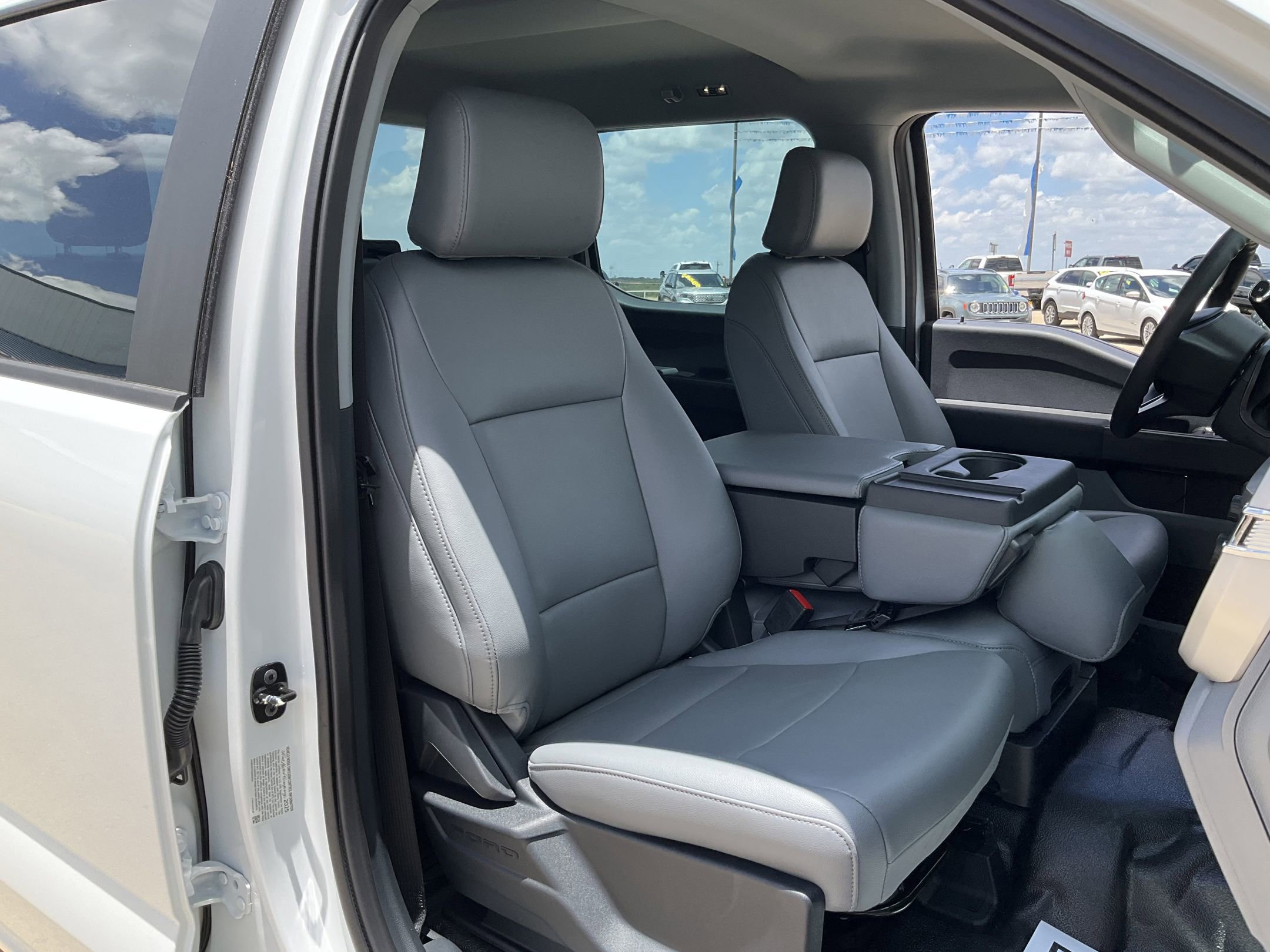 2025 Ford F-350 XL photo 14