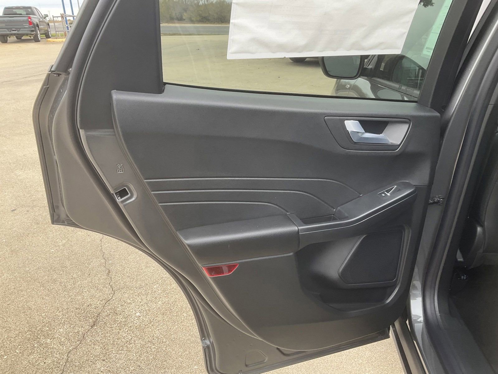 2025 Ford Escape ST-Line photo 4