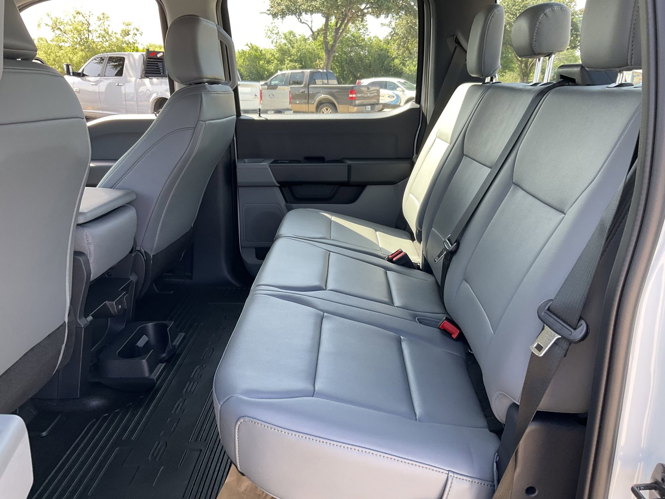 2025 Ford F-350 XL photo 5