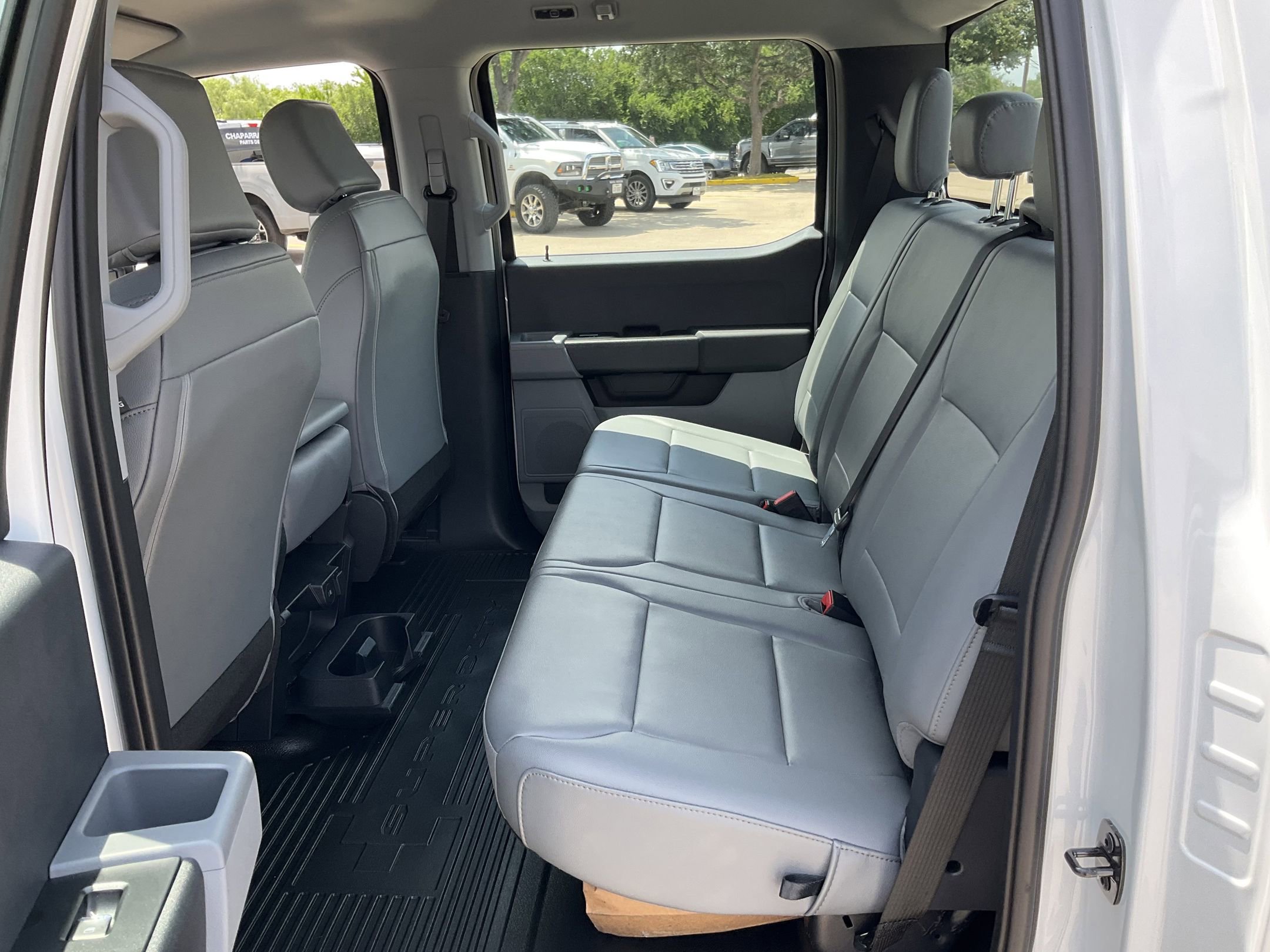 2025 Ford F-350 XL photo 7