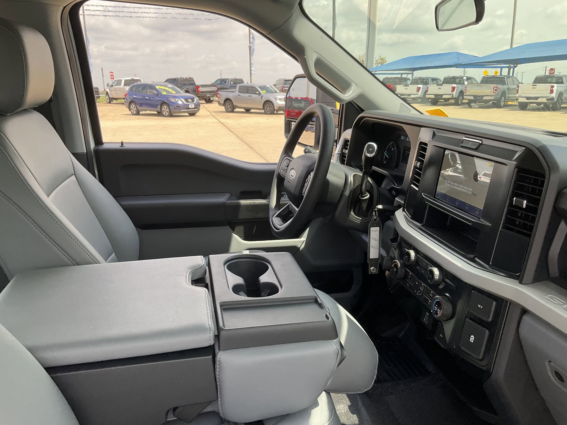 2025 Ford F-350 XL photo 16