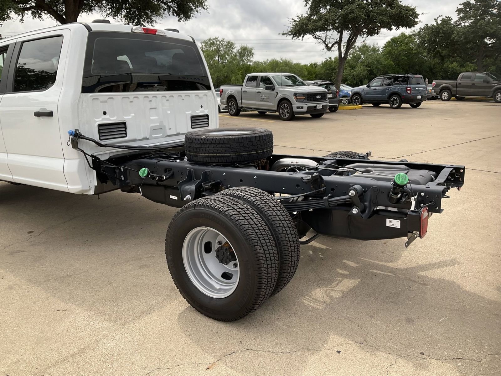 2025 Ford F-350 XL photo 11