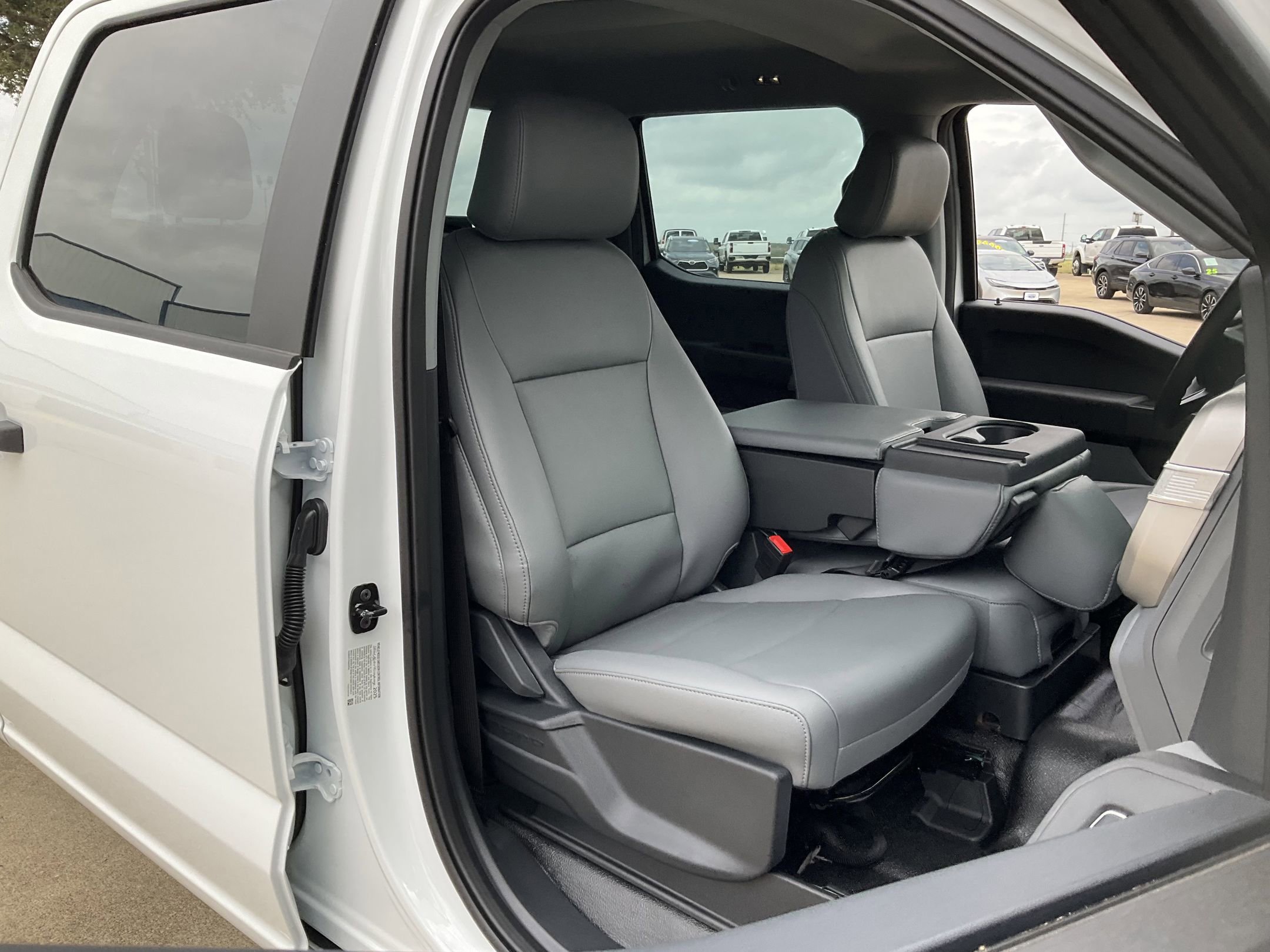 2025 Ford F-350 XL photo 14