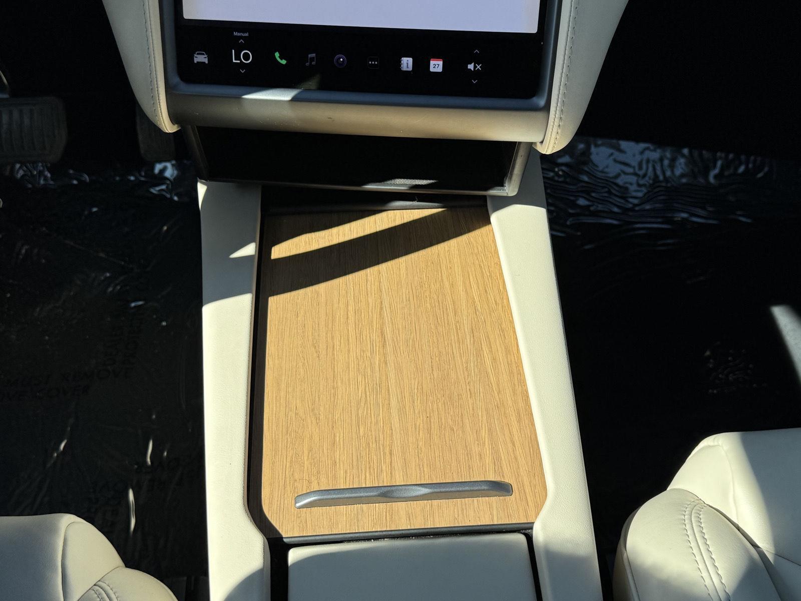 2018 Tesla Model X 75D photo 18