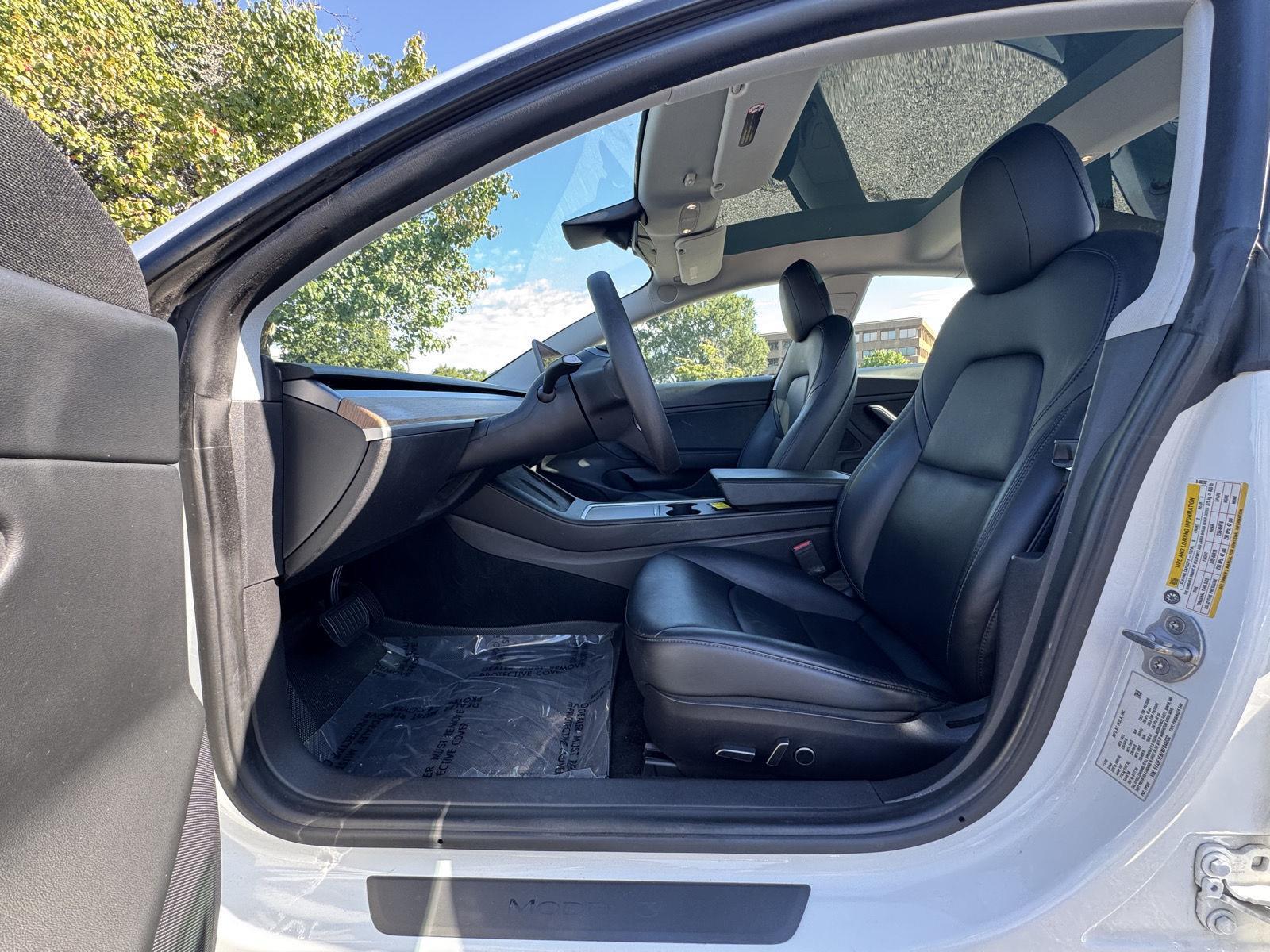 2021 Tesla Model 3 Long Range photo 11