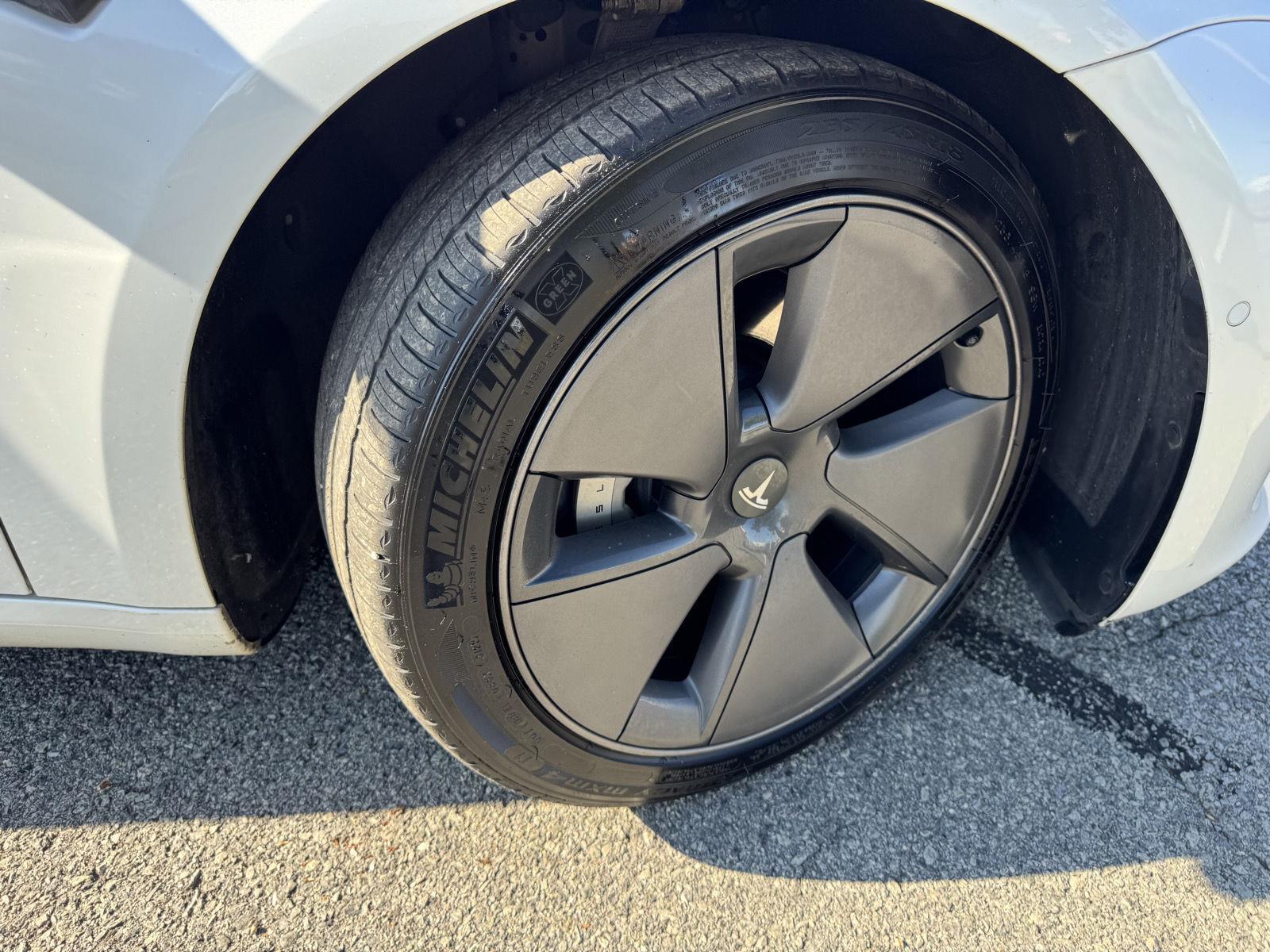 2021 Tesla Model 3 Long Range photo 22