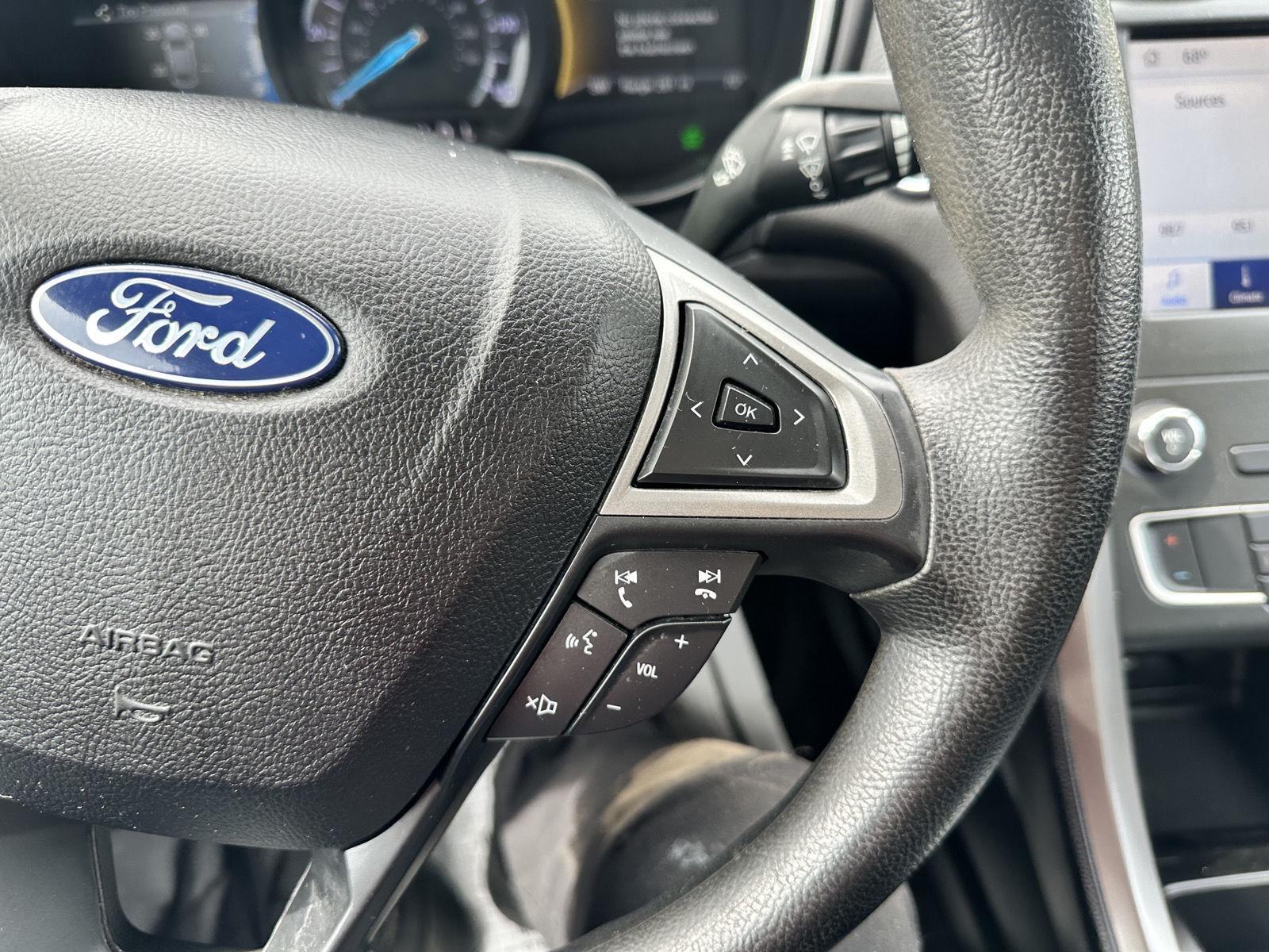 2020 Ford Fusion Hybrid SE photo 29