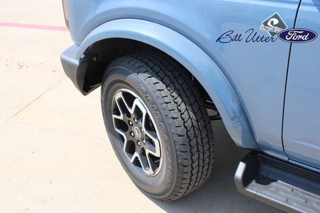 2025 Ford Bronco Outer Banks photo 5