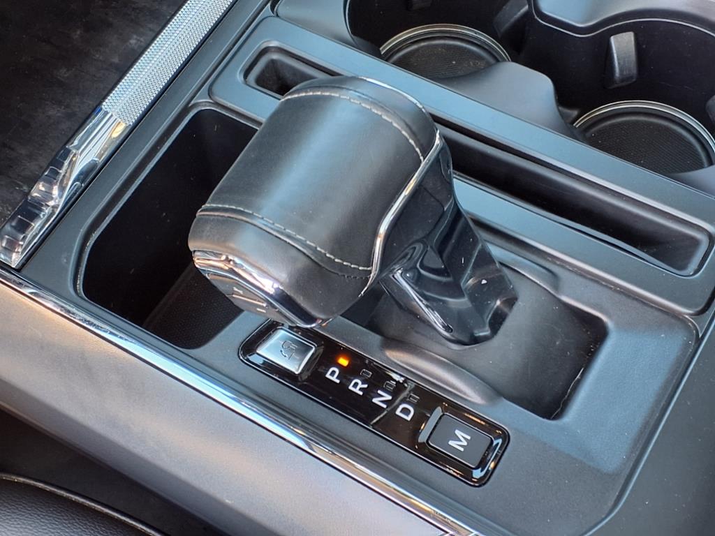 2021 Ford F-150 Lariat photo 17