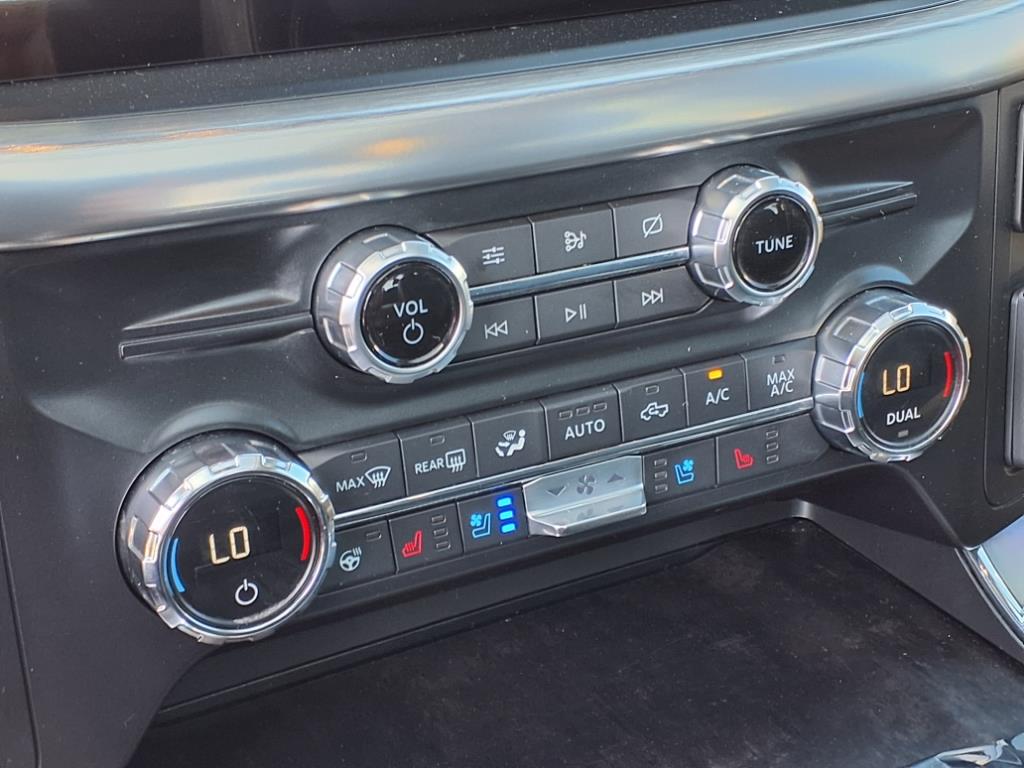2021 Ford F-150 Lariat photo 18