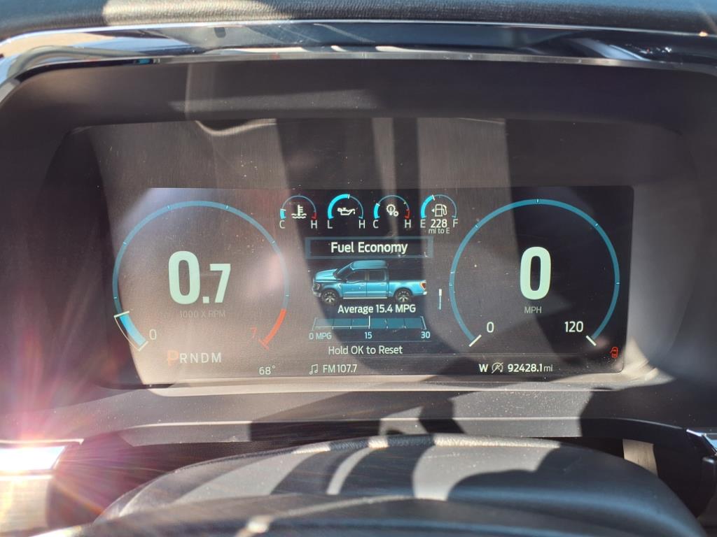 2021 Ford F-150 Lariat photo 22