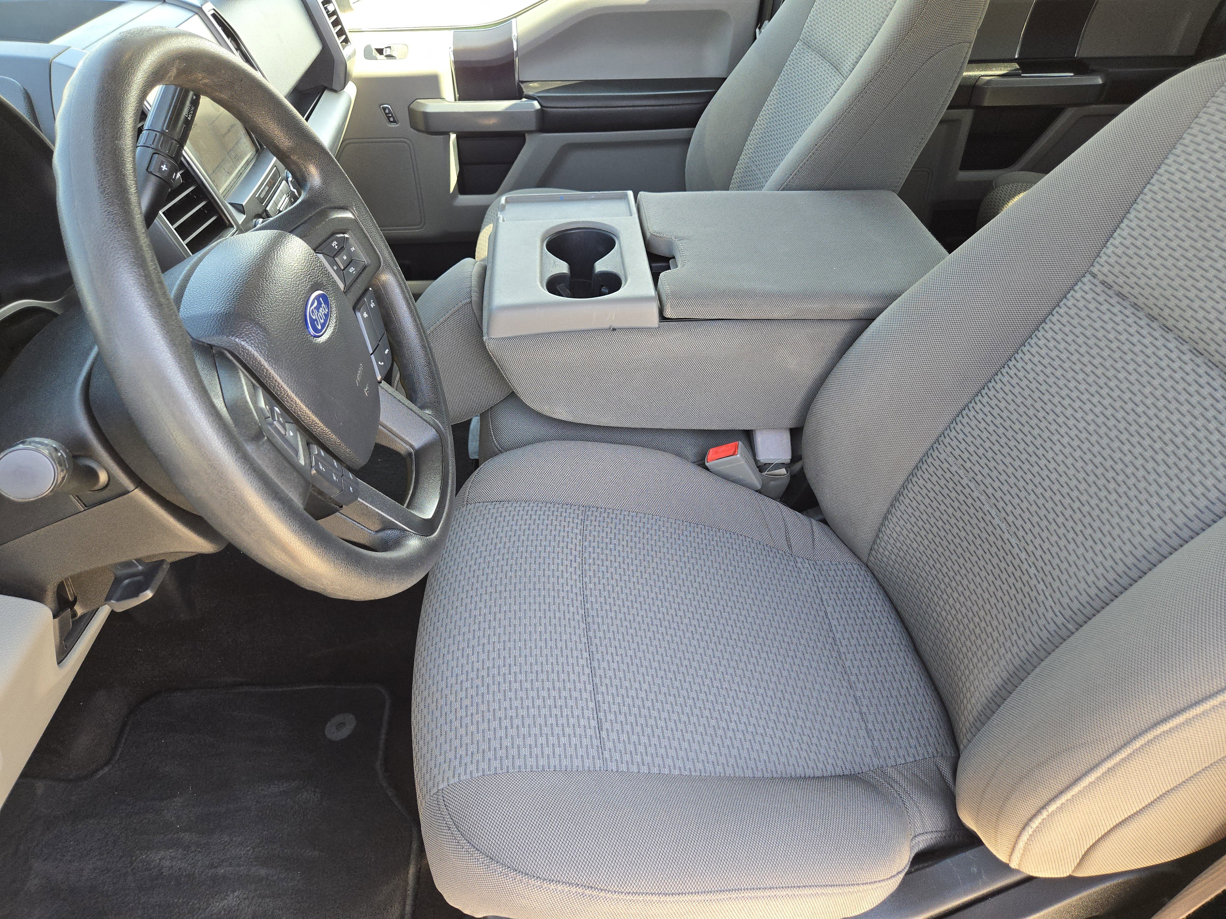 2019 Ford F-150 XLT photo 10