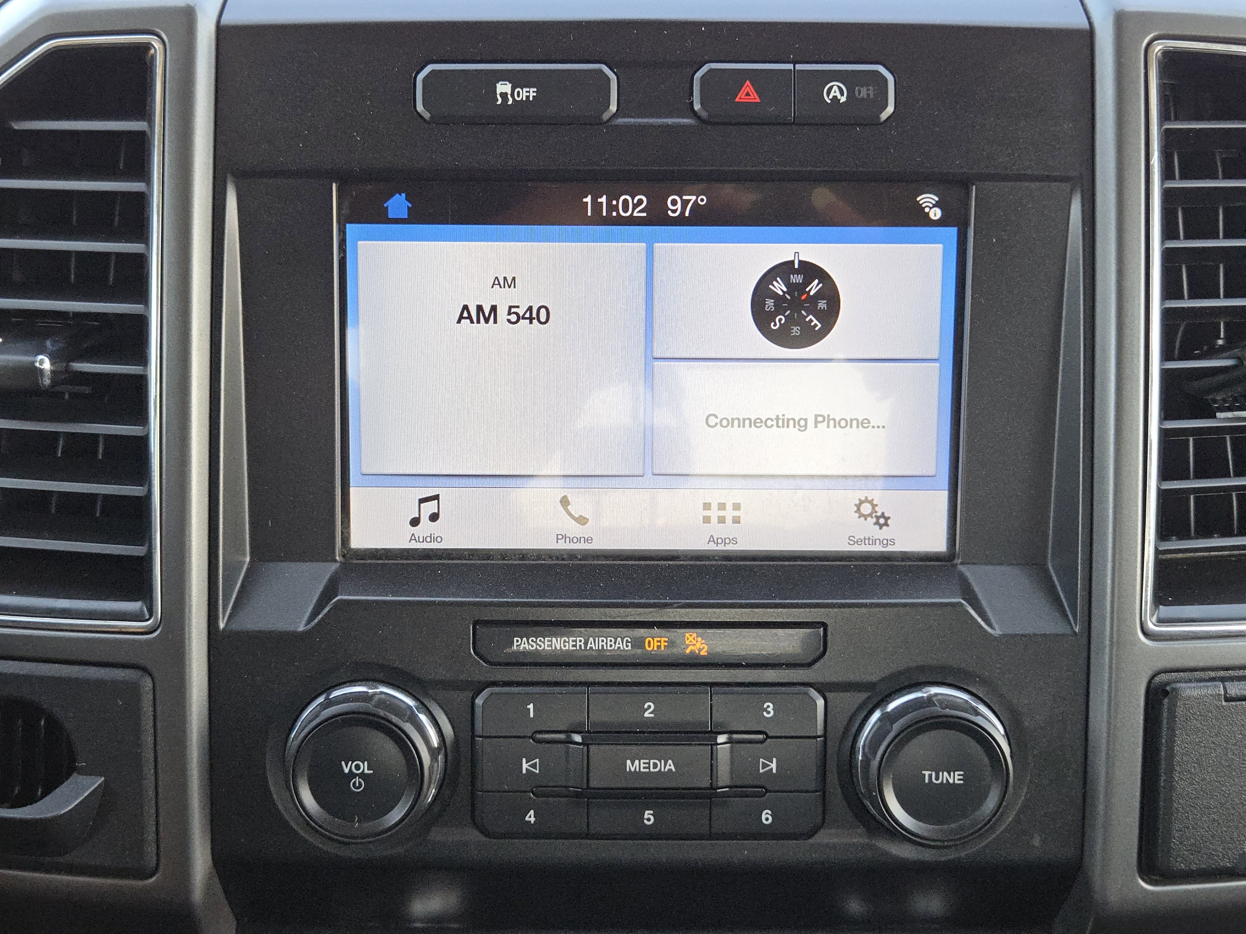2019 Ford F-150 XLT photo 14