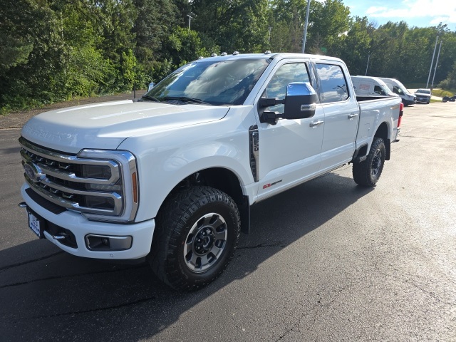2024 Ford F-250 photo 3