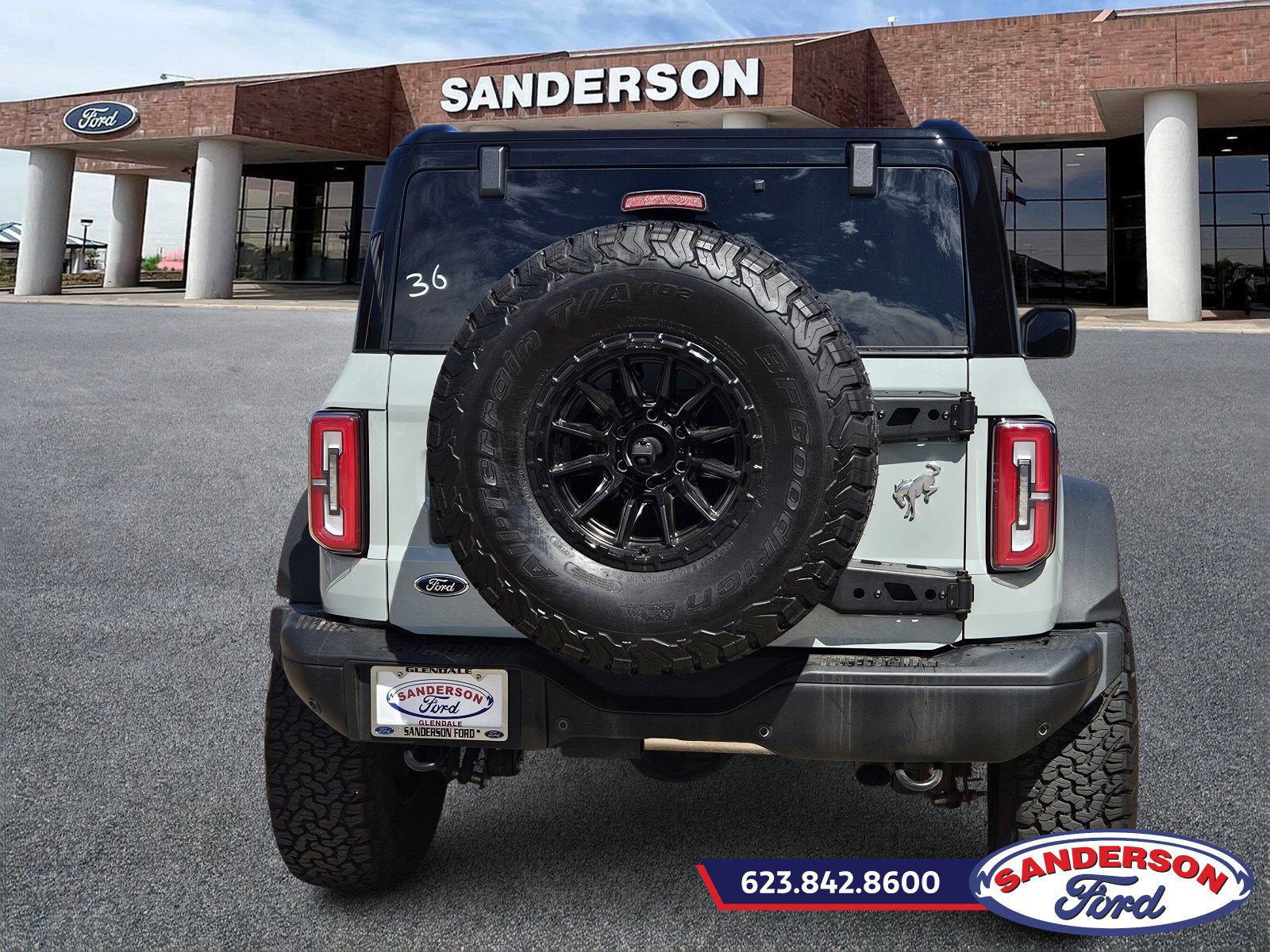 2024 Ford Bronco Badlands photo 4