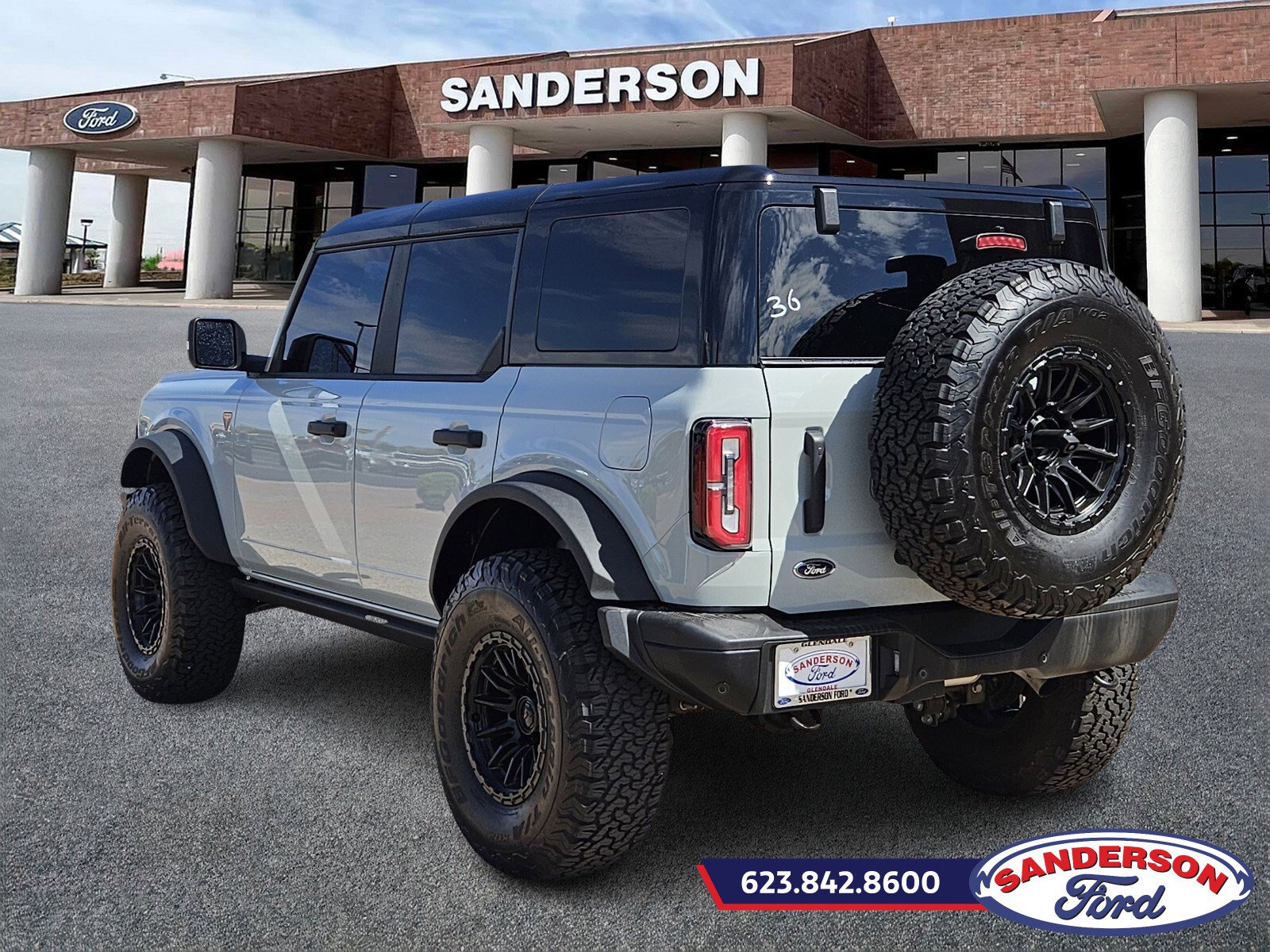 2024 Ford Bronco Badlands photo 5