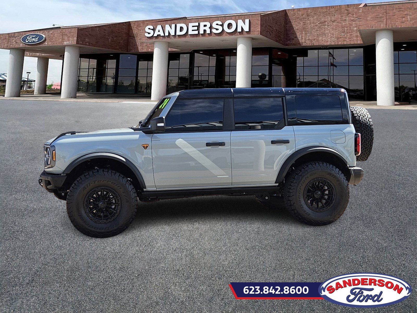 2024 Ford Bronco Badlands photo 6