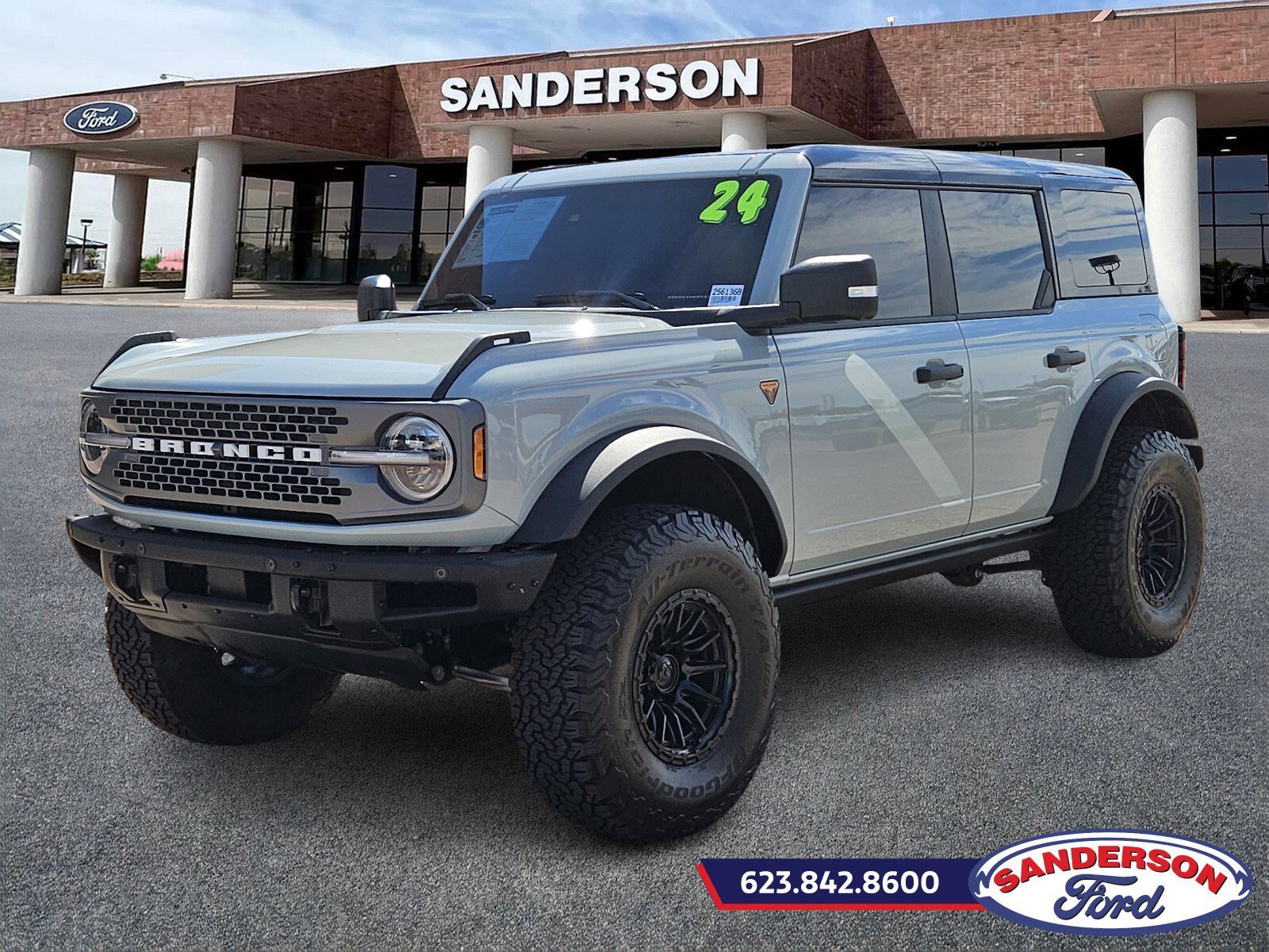2024 Ford Bronco Badlands photo 7