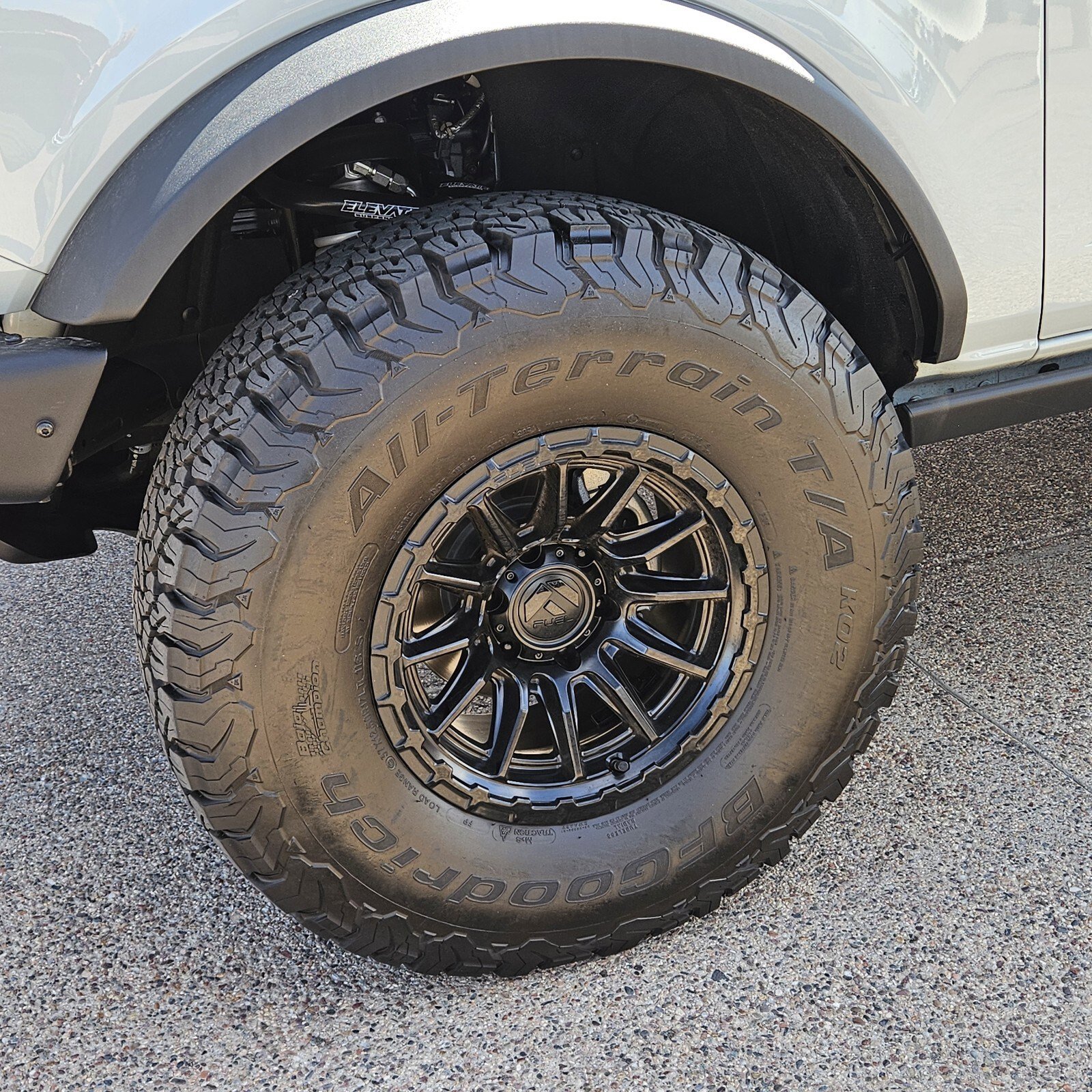 2024 Ford Bronco Badlands photo 9