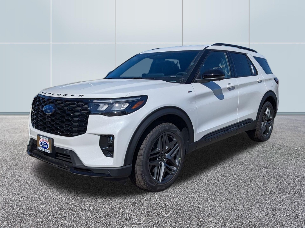 2025 Ford Explorer ST Line