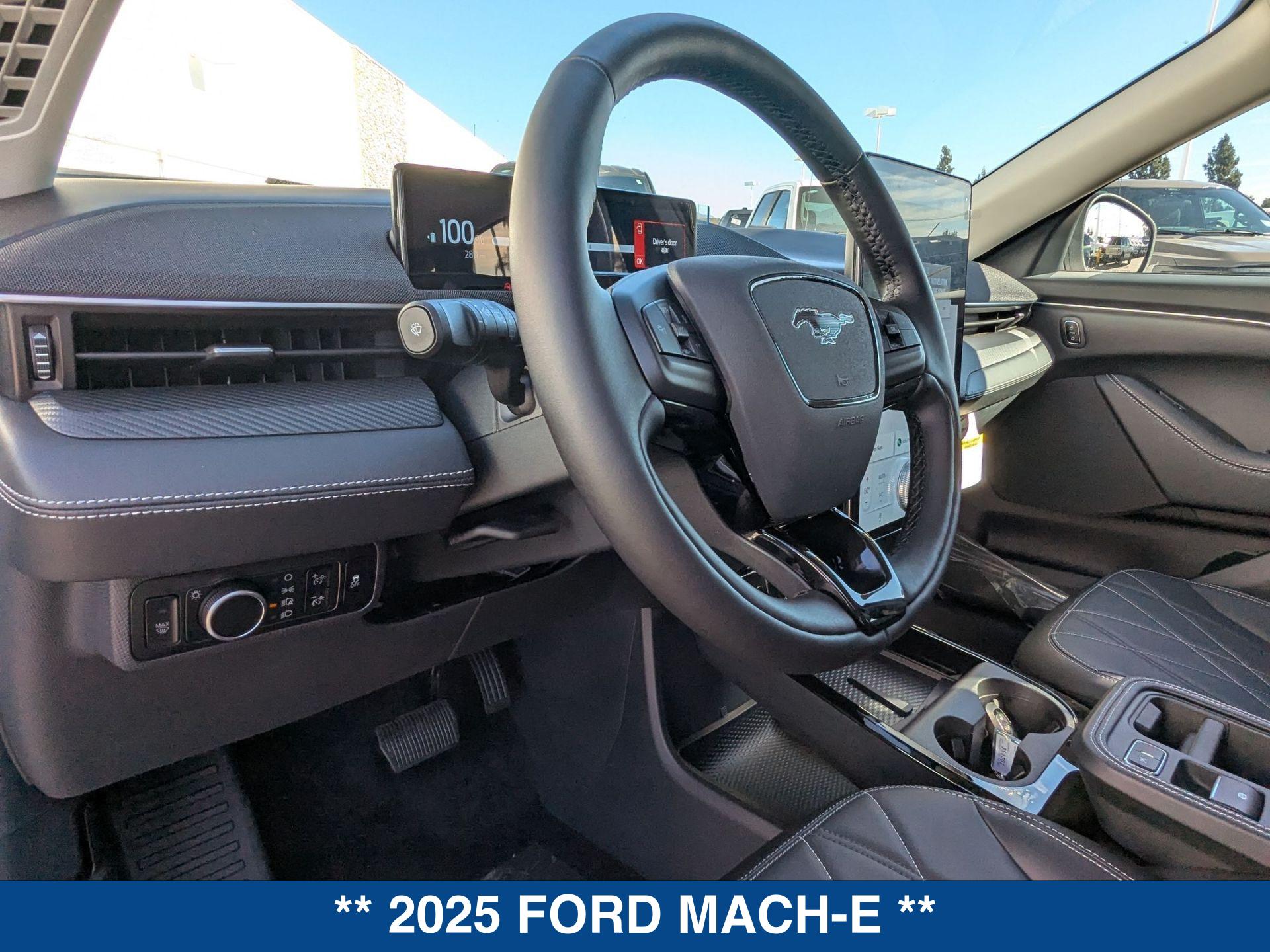 2025 Ford Mustang Mach-E Select photo 13