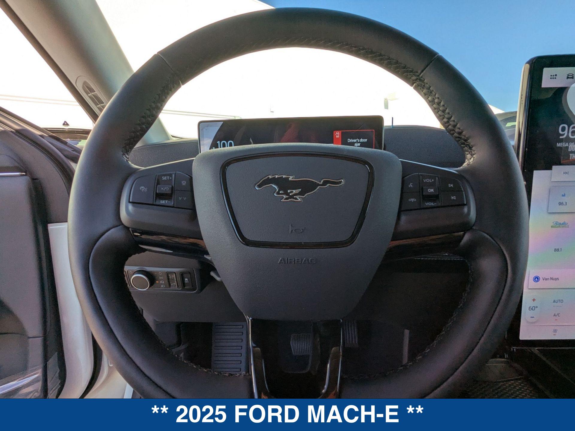 2025 Ford Mustang Mach-E Select photo 15
