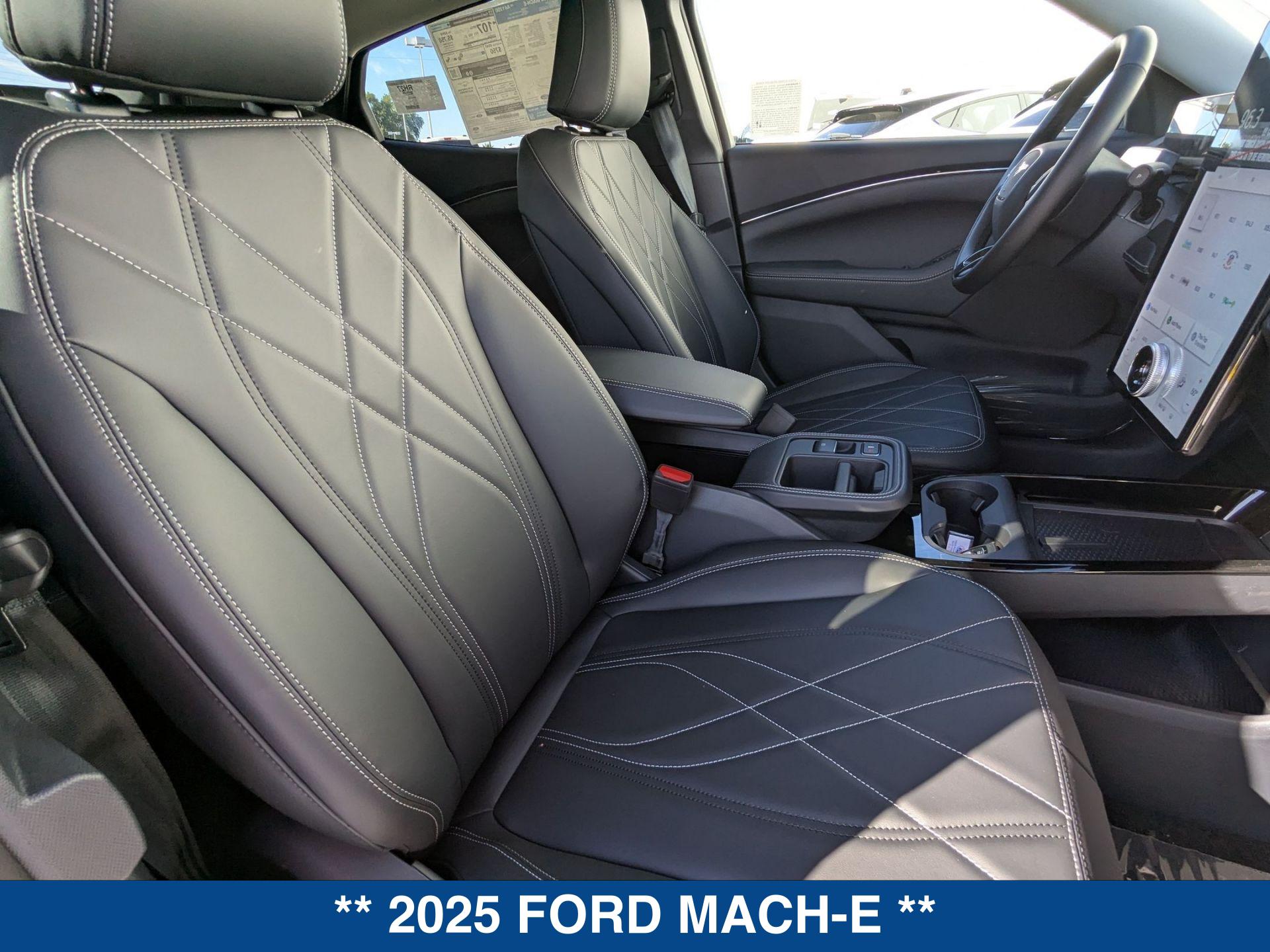 2025 Ford Mustang Mach-E Select photo 21