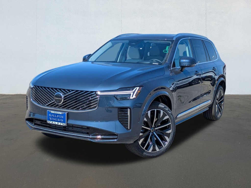 2026 Volvo XC90 Recharge Plug-In Hybrid T8 Ultra 7-Seater