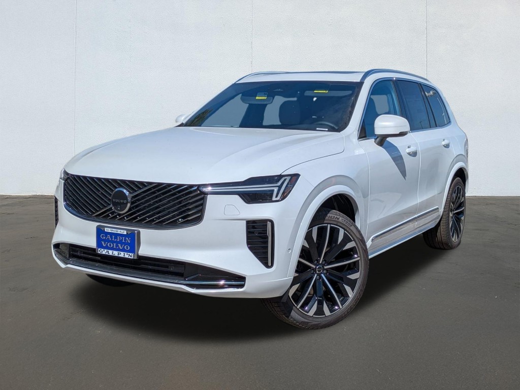 2026 Volvo XC90 B6 Plus 6-Seater