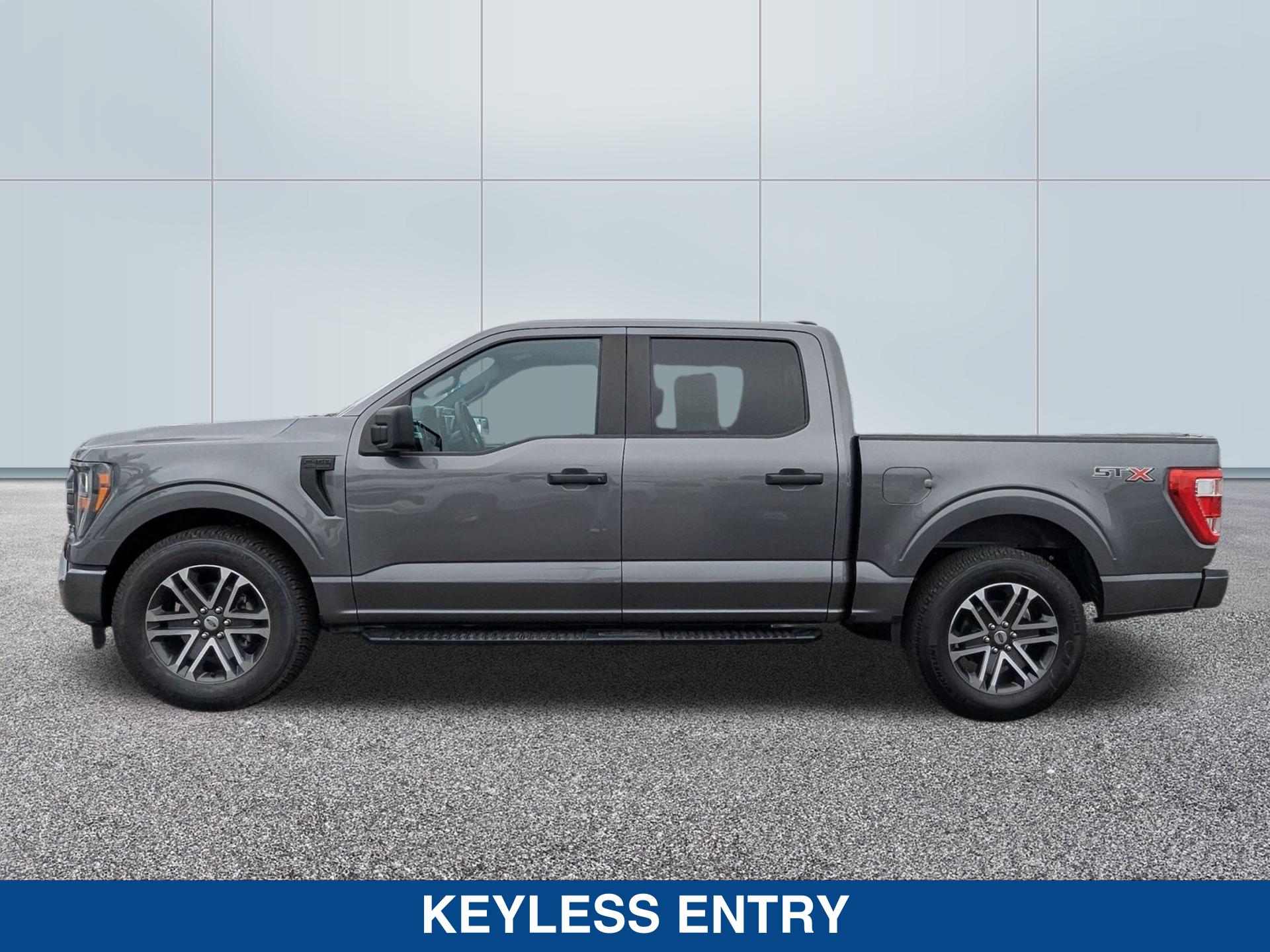 2023 Ford F-150 XL photo 2
