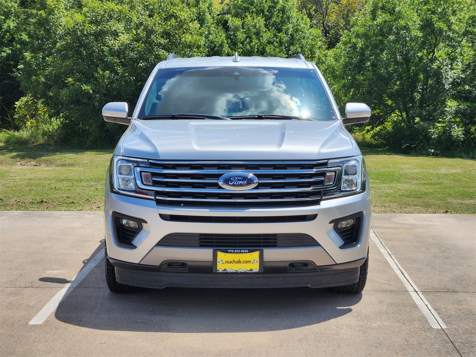 2019 Ford Expedition XLT photo 2