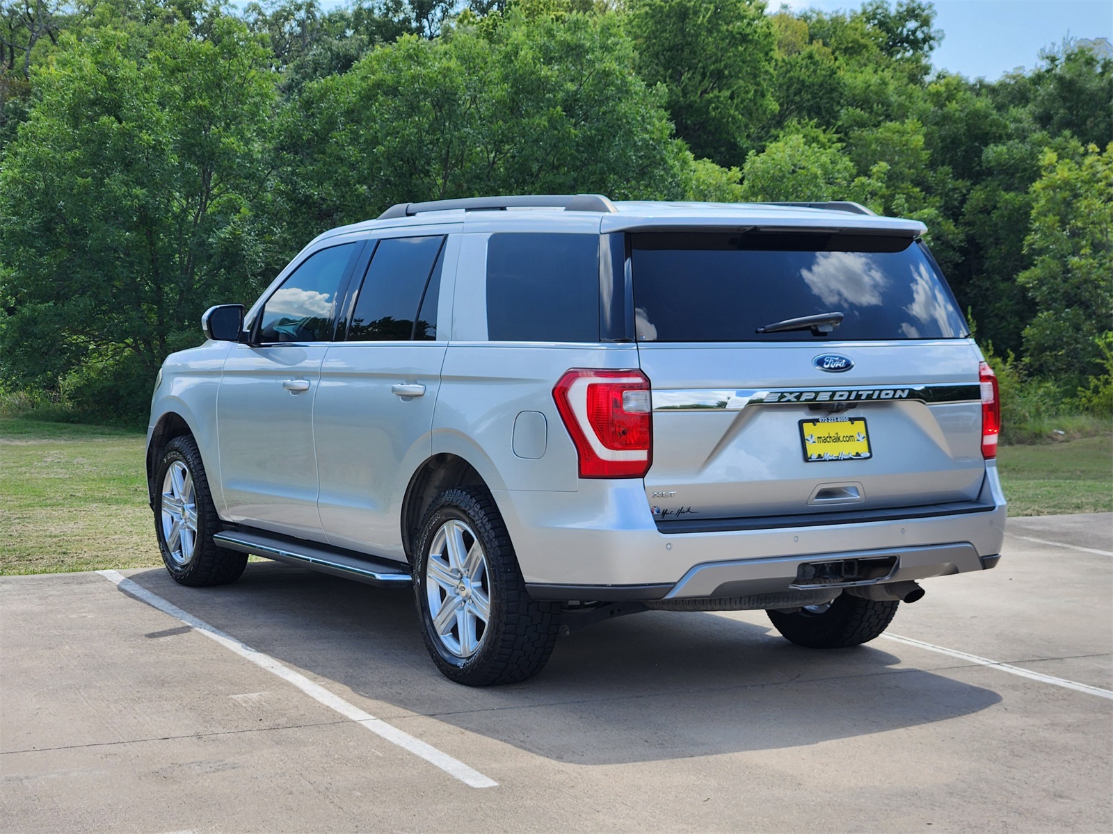 2019 Ford Expedition XLT photo 6