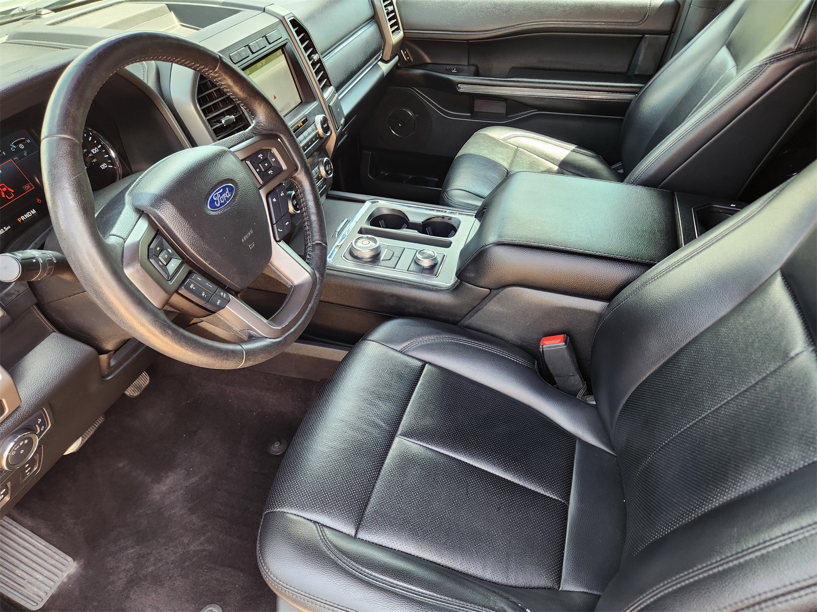 2019 Ford Expedition XLT photo 10