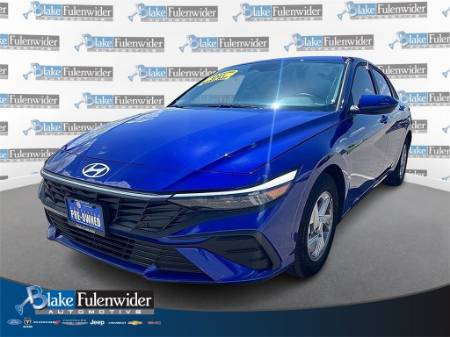 2025 Hyundai Elantra SE